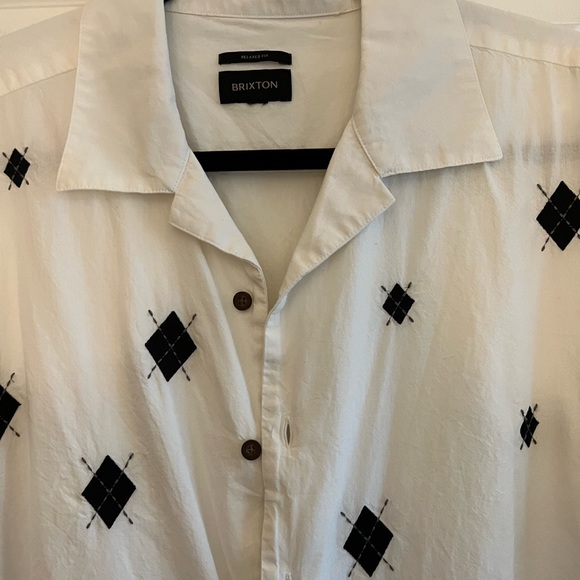 Brixton relaxed fit button up camp collar shirt size medium - Picture 2 of 4